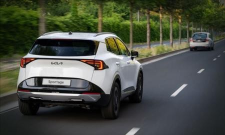 Piloto automático adaptativo com assistente de congestionamento